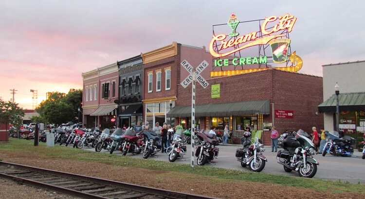 Cookeville, Tennessee - Broad Street - Main Street Blog